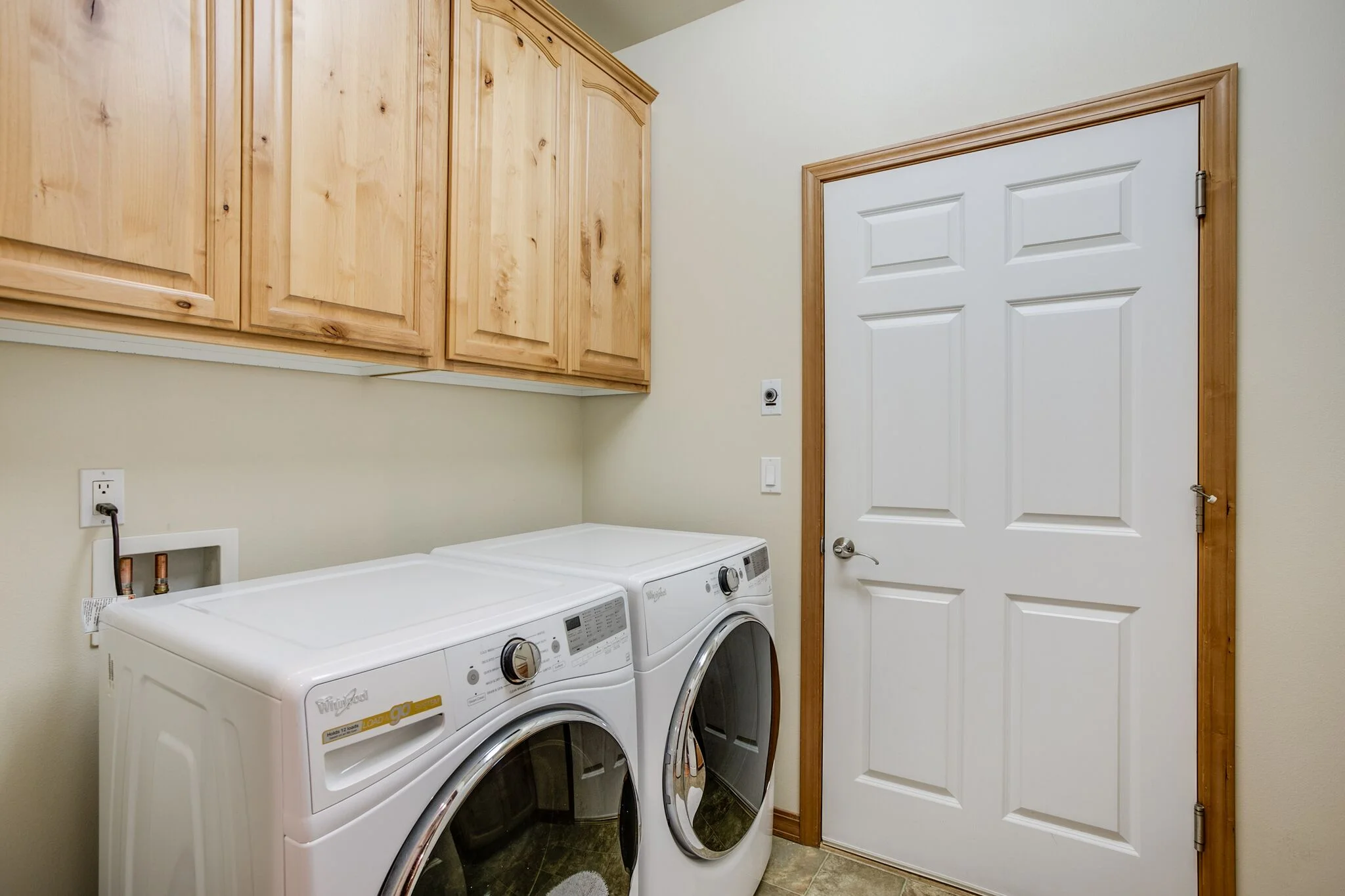 20-utility room.jpeg