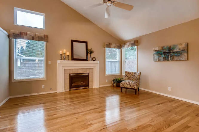 4801 NE 18th Pl Renton WA-small-004-1-Living Room-666x444-72dpi.jpg