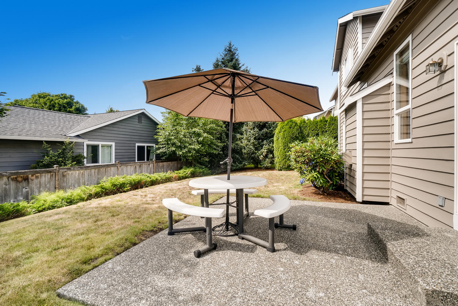 23232 9th Place W Bothell WA-large-028-028-Back Yard-1497x1000-72dpi.jpg