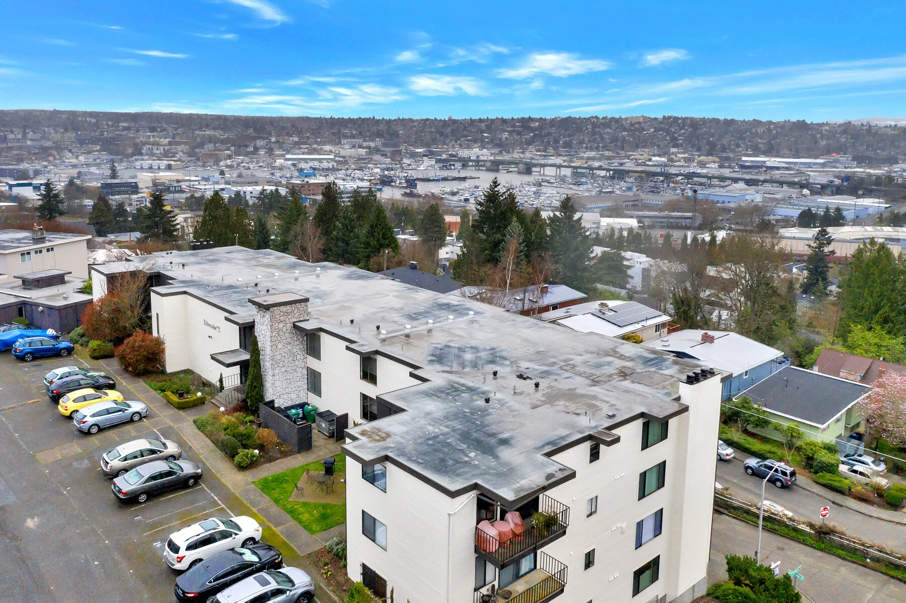02-dronefrontinterbay.jpg