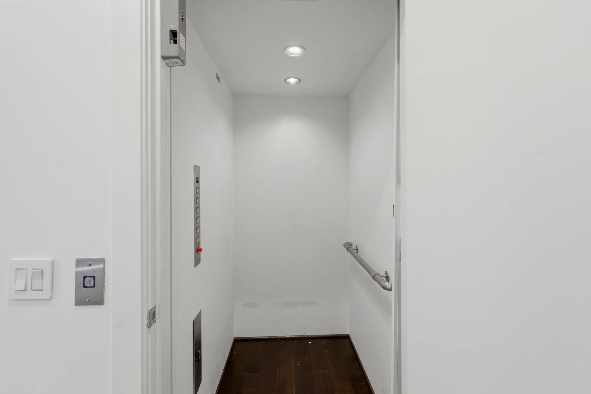 15-elevator.jpg