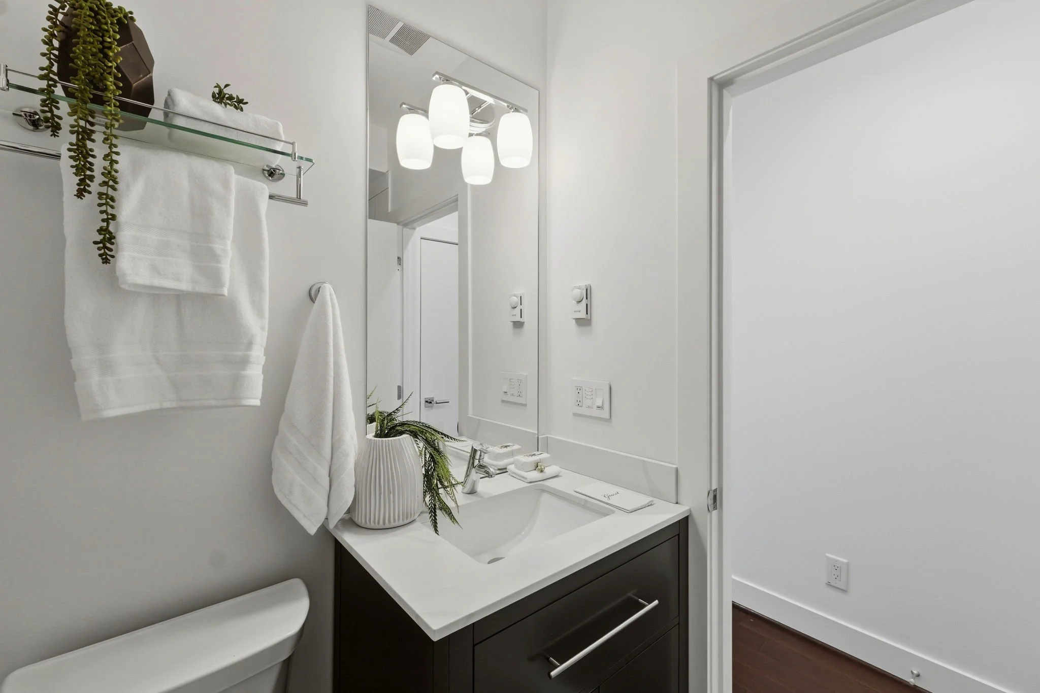 26-bath2.jpg