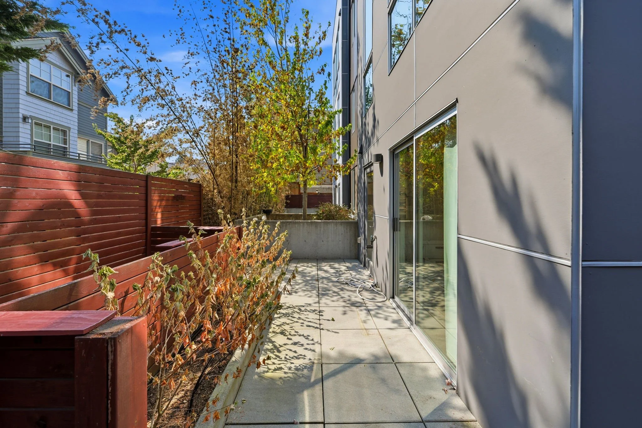 34-patio2.jpg