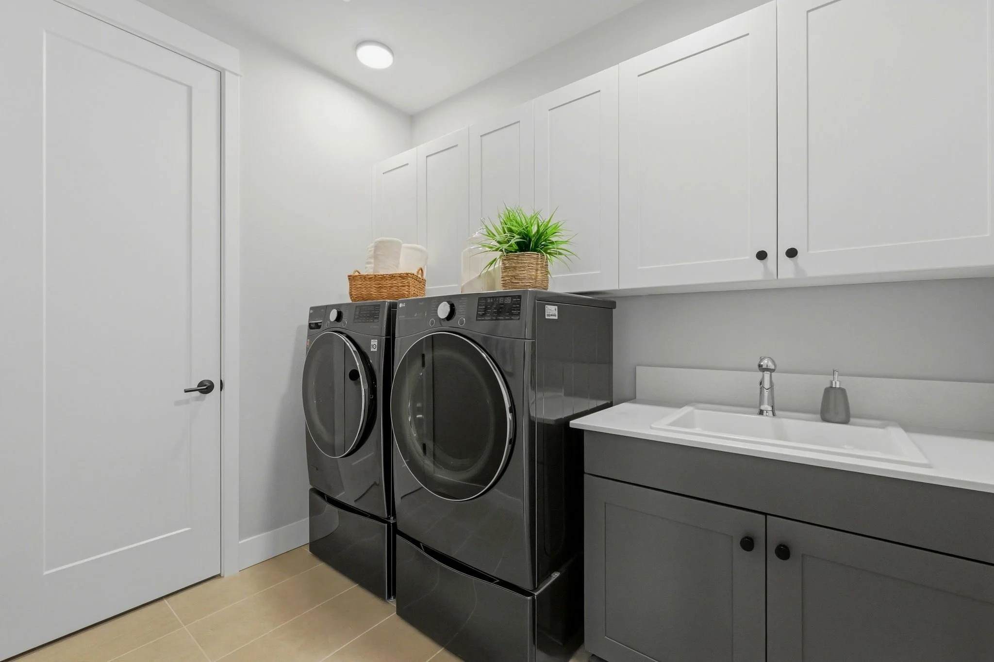 36-laundry.jpg