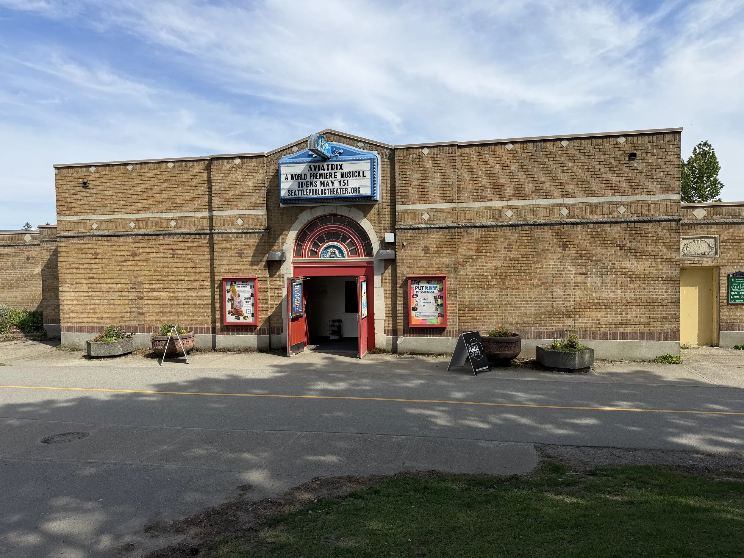 Green Lake Bathhouse Theater
