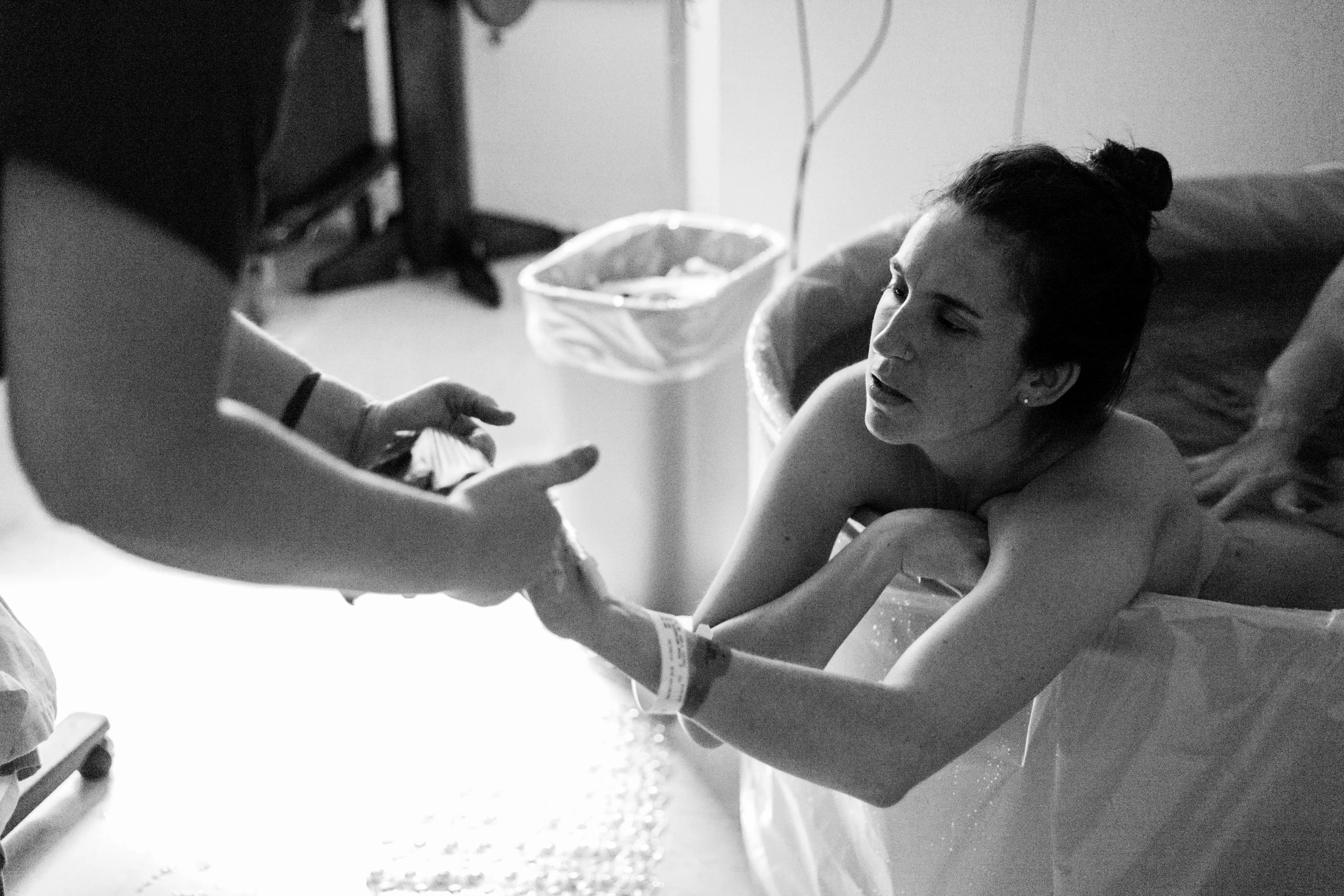 Lubbock-Texas-Birth-Photography-Birthing-Photographer-waterbirth-32.jpg