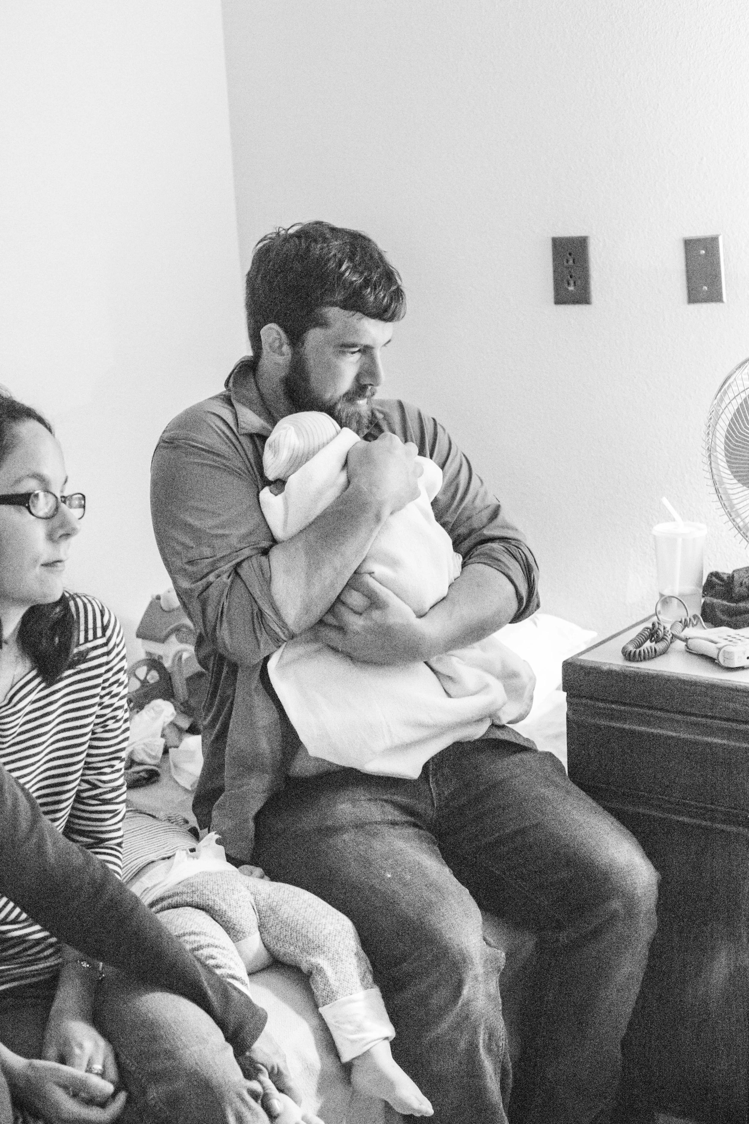 Lubbock-Texas-Birth-Photography-Birthing-Photographer-waterbirth-131.jpg