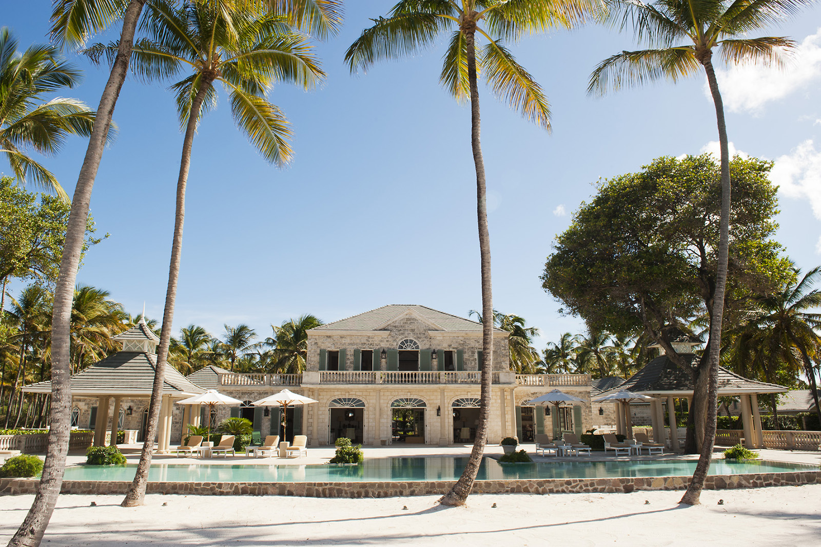 MUSTIQUE - Palm Beach - 8 Bed, 8 Bath