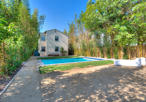 VENICE - San Juan - Duplex, 2 Bd, 1 Bth - click for more info -