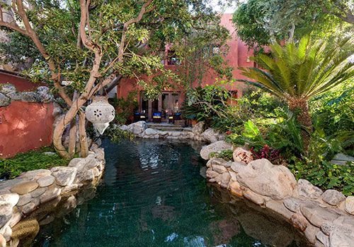 MALIBU - Colony - 7 Bd, 8 Bth - click for more info -