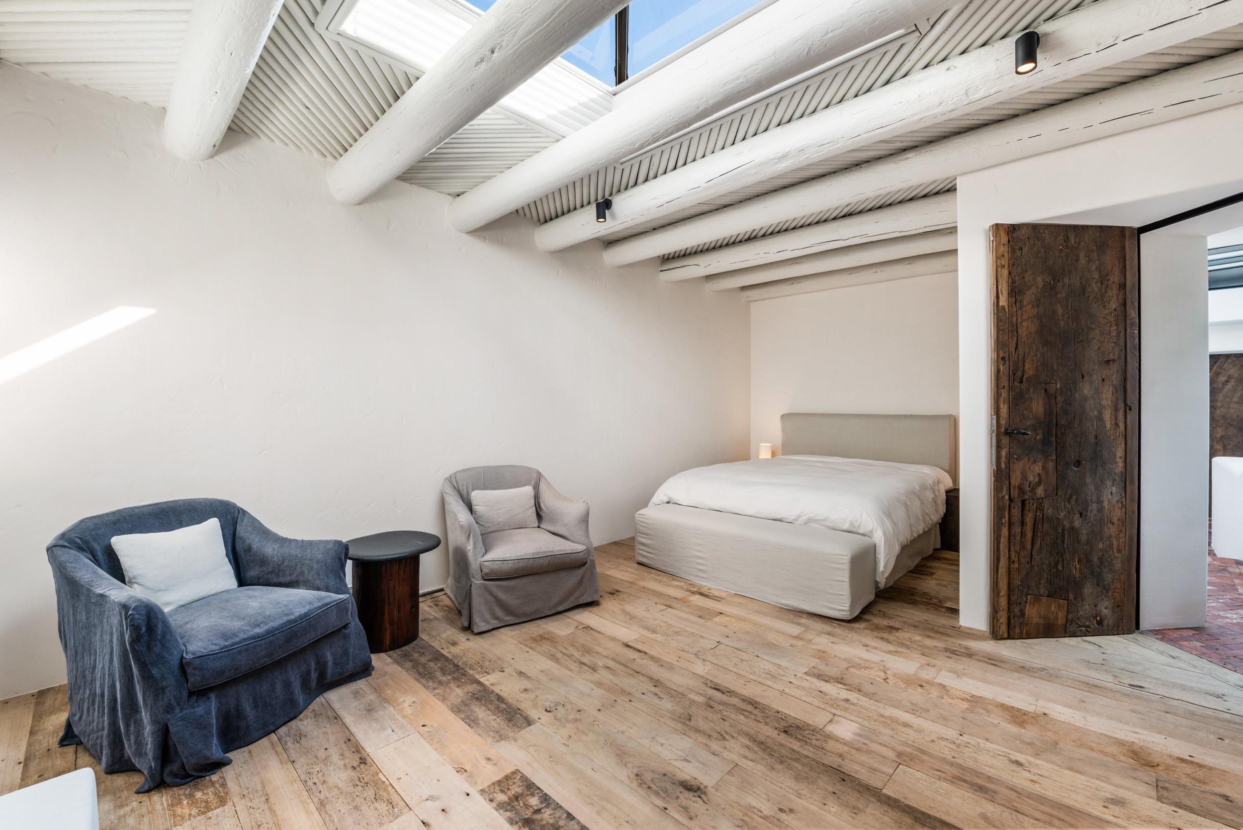 25MalibuColony_HiRes-69.jpg
