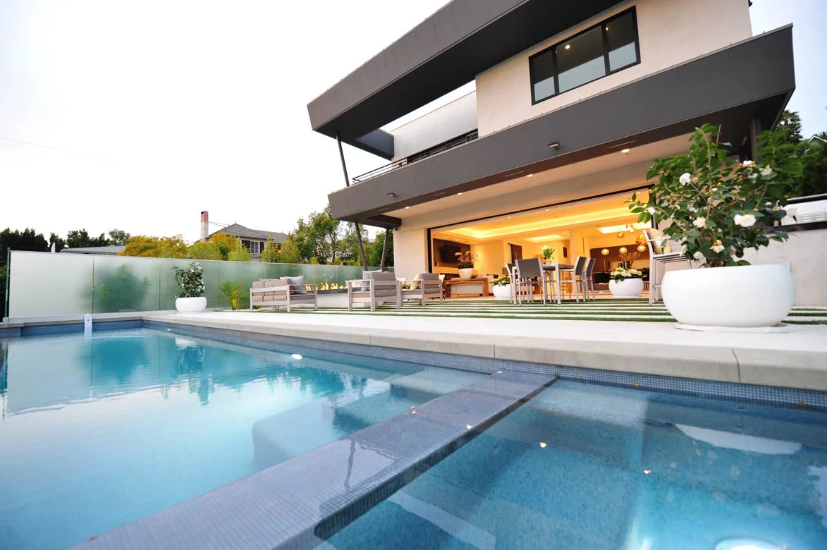 pool-entire-building-niceJPG.jpg