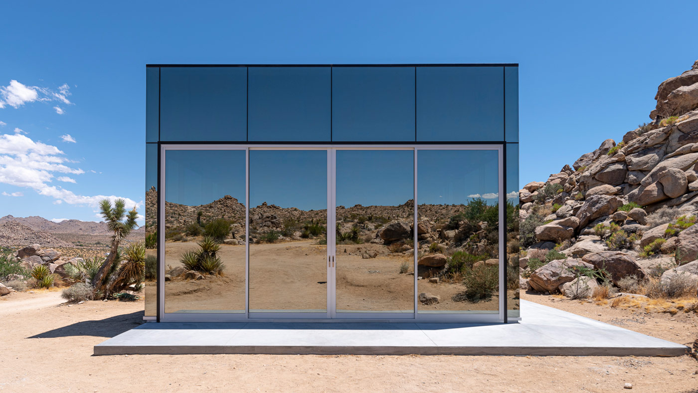 joshua-tree-mirror-house-31.jpg