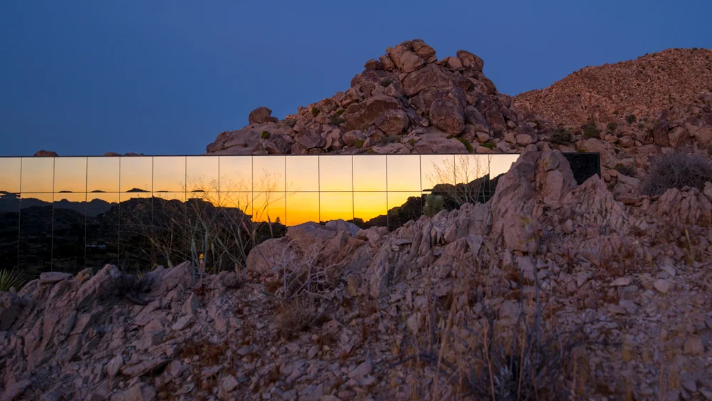 joshua-tree-mirror-house-44.jpg