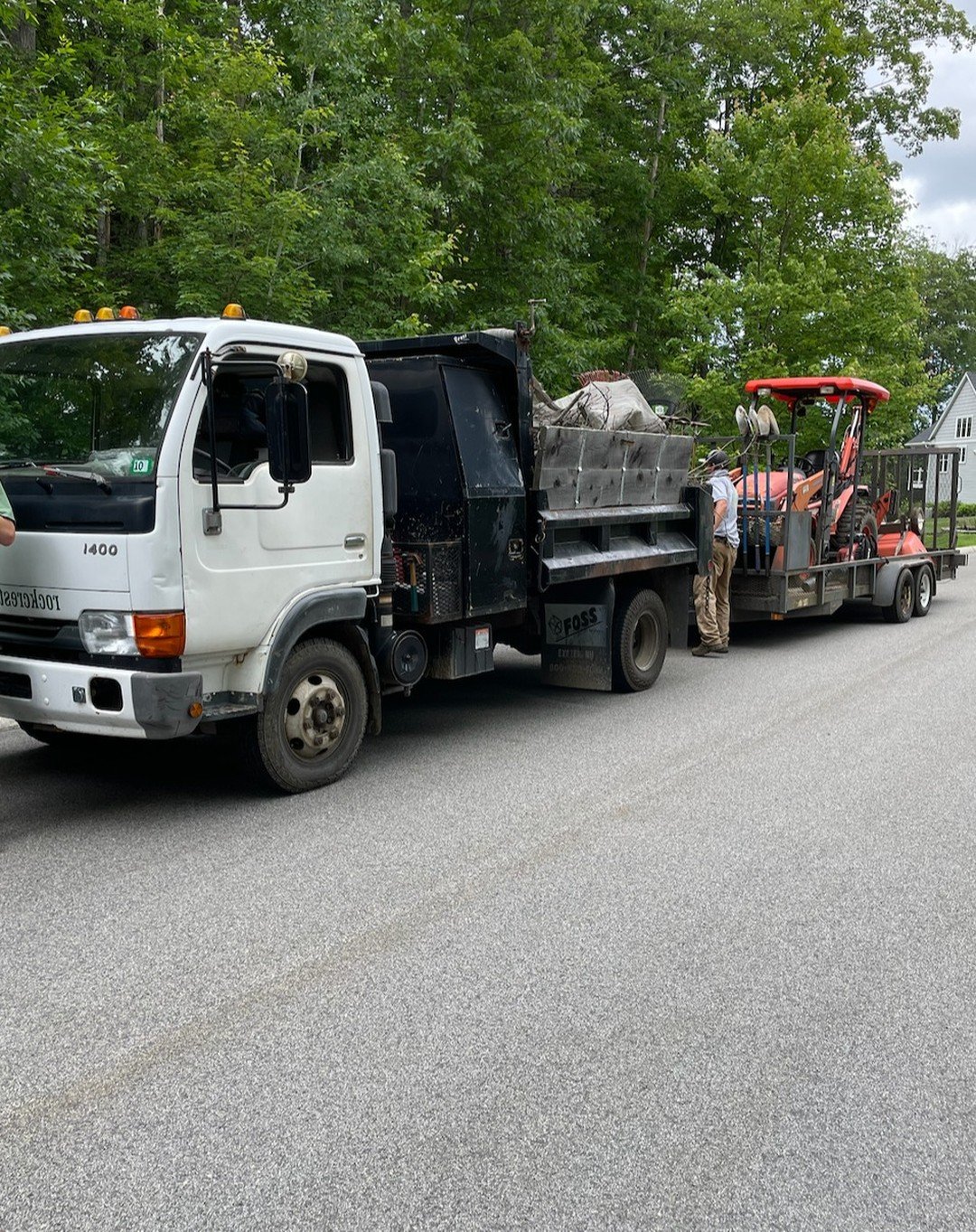 Rock Crest Gardens is hard at work, ensuring your lawn is prepped and maintained through the fall and winter seasons. 🍂❄️ Reliable care, no matter the time of year!