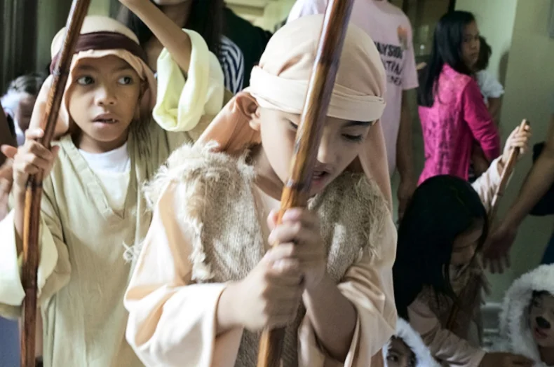 Students in annual community party Christmas pageant