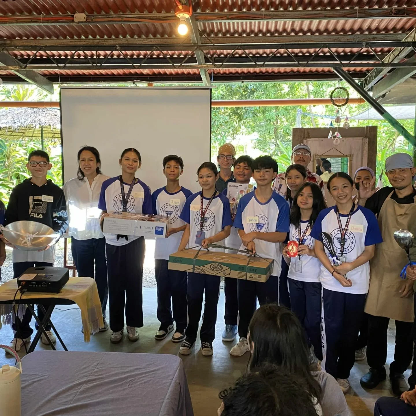 A heartfelt thank you to Grade 7 Beryl of Taytung High School for your generous donation to Welcome Home Foundation, Inc. Your kindness and willingness to give truly make a difference in the lives of those you&rsquo;ve touched. 💙

We also deeply app