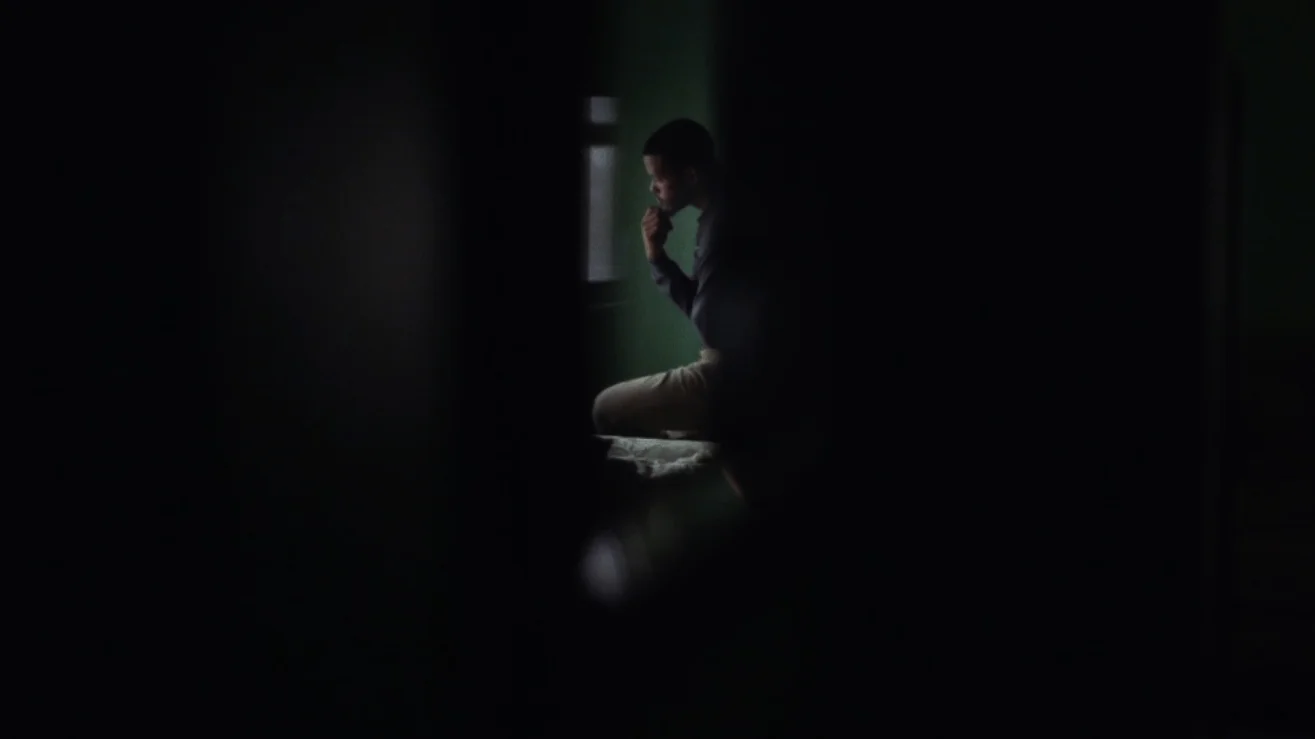 kelvin window sliver.jpg