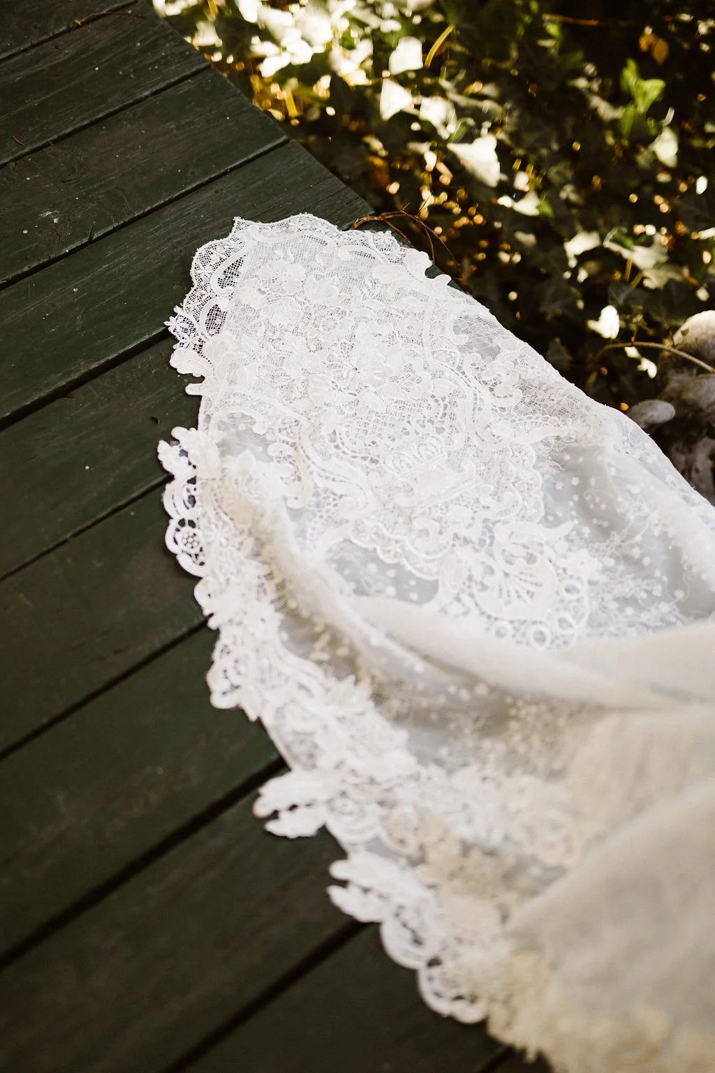 2016VeronicaChipWedding_Prep-5.jpg