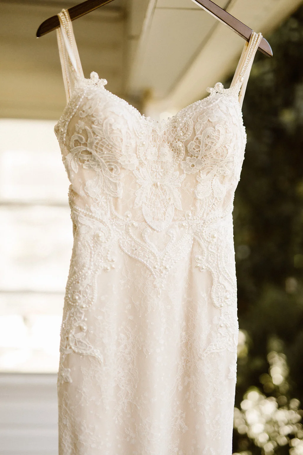 2016VeronicaChipWedding_Prep-6.jpg