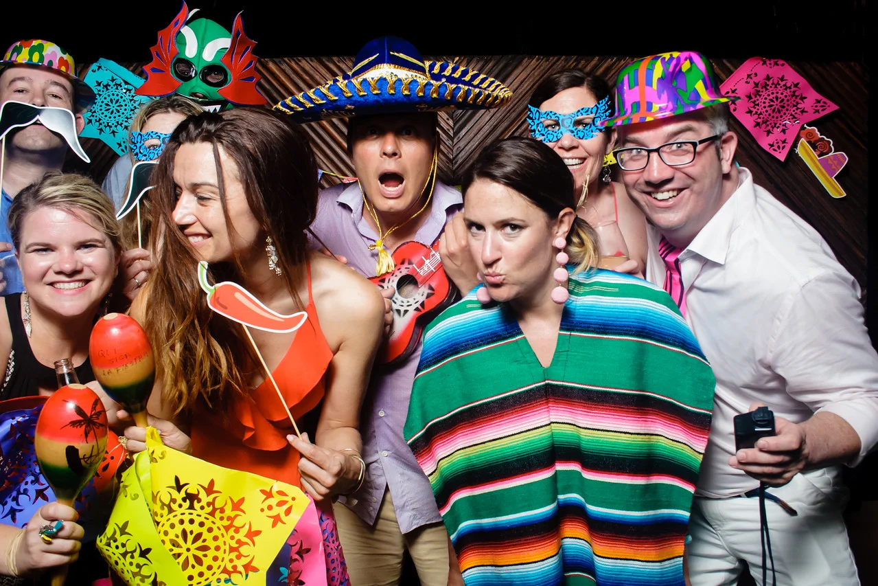 08 Photobooth-VC-1357-X2.jpg
