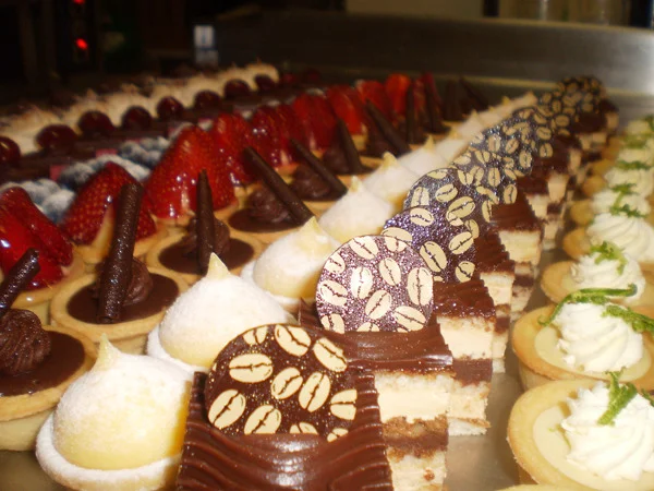 Bite Sized Petitfors for Catering