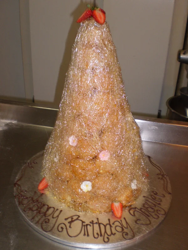 60 Ball Croquembouche