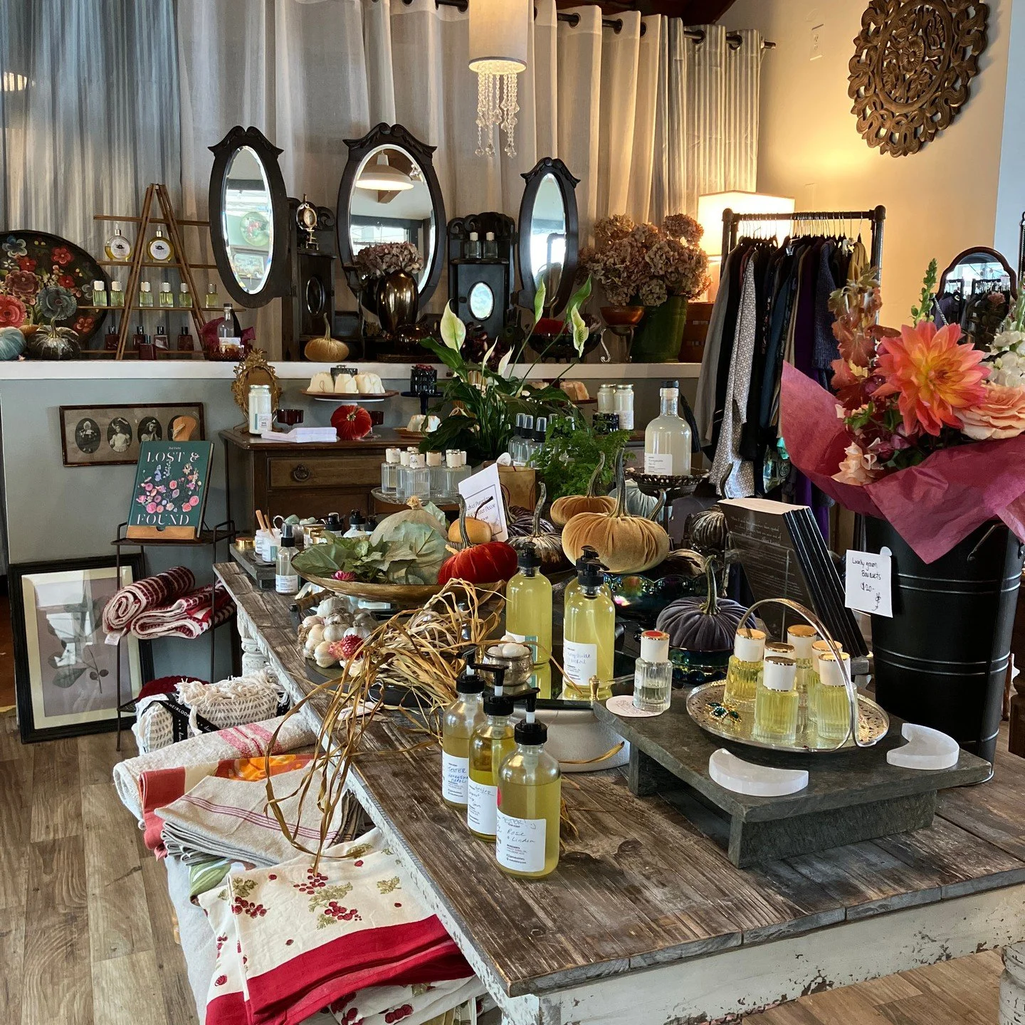 Come for a visit, stay for the delicious Fall yumminess in skincare, self-care and warm cashmere for these chilly days.