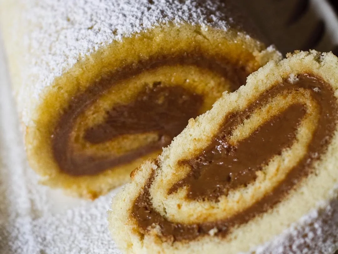 Dulce de Leche Roll - Pionono.jpg