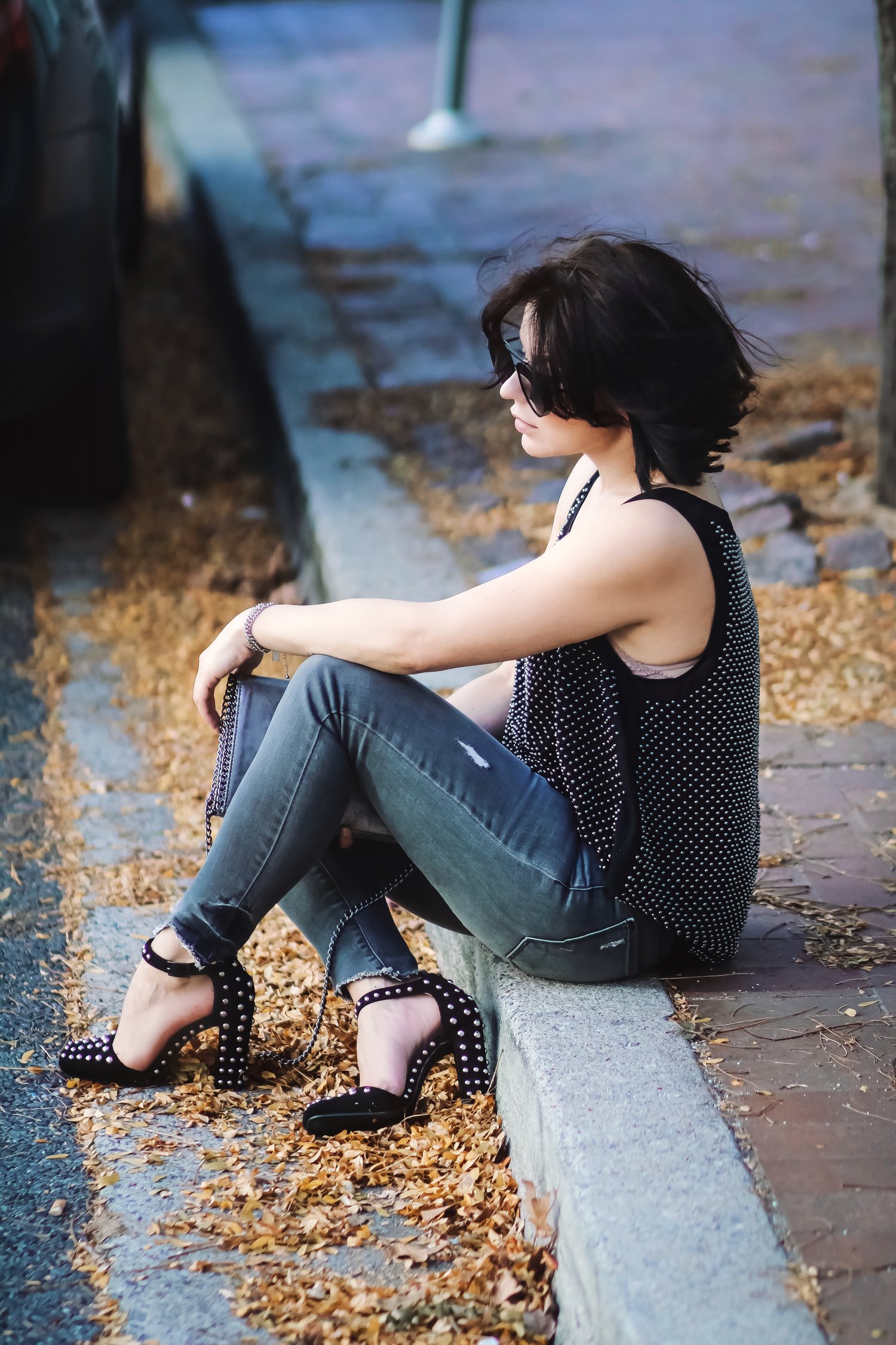 black-silver-top-street-style