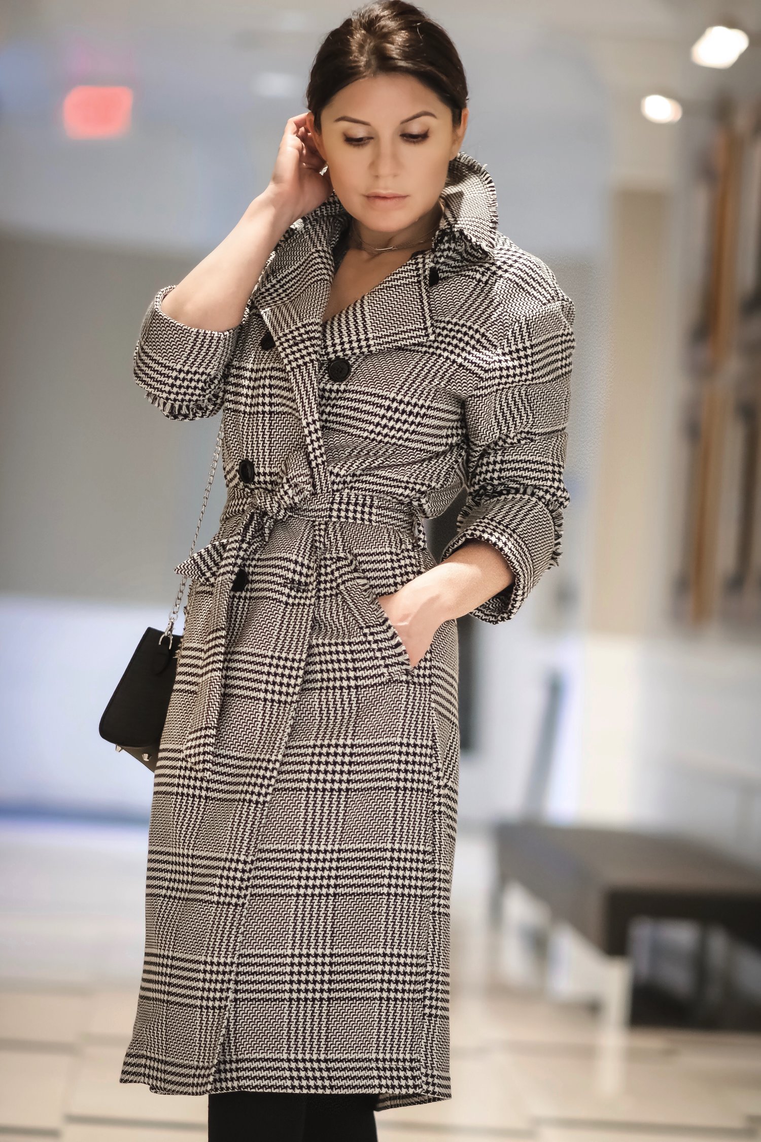 Isabel-alexander-plaid-coat-WhatsMode