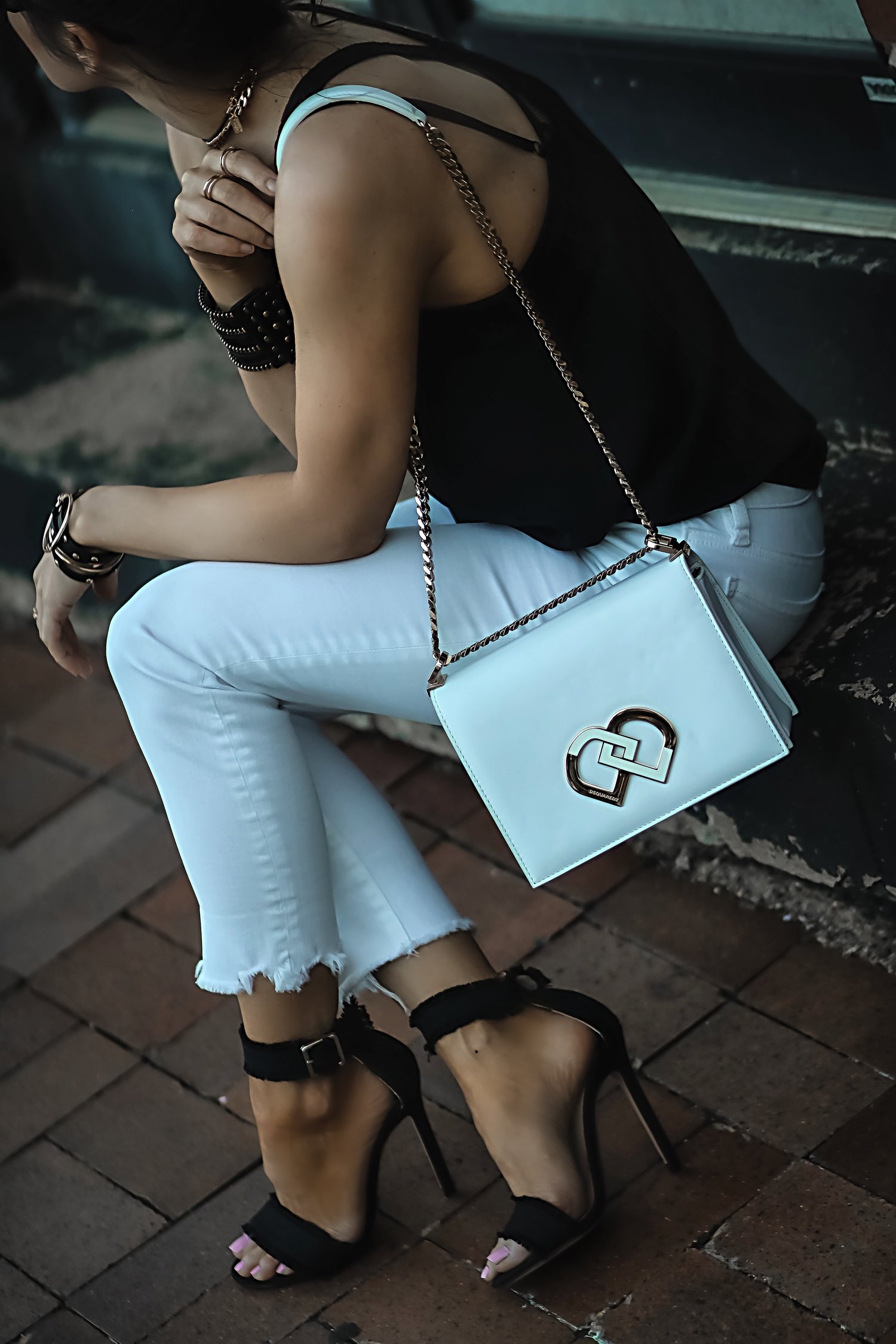 Isabel-Alexander-Tony-Bianco-heels-profile-view