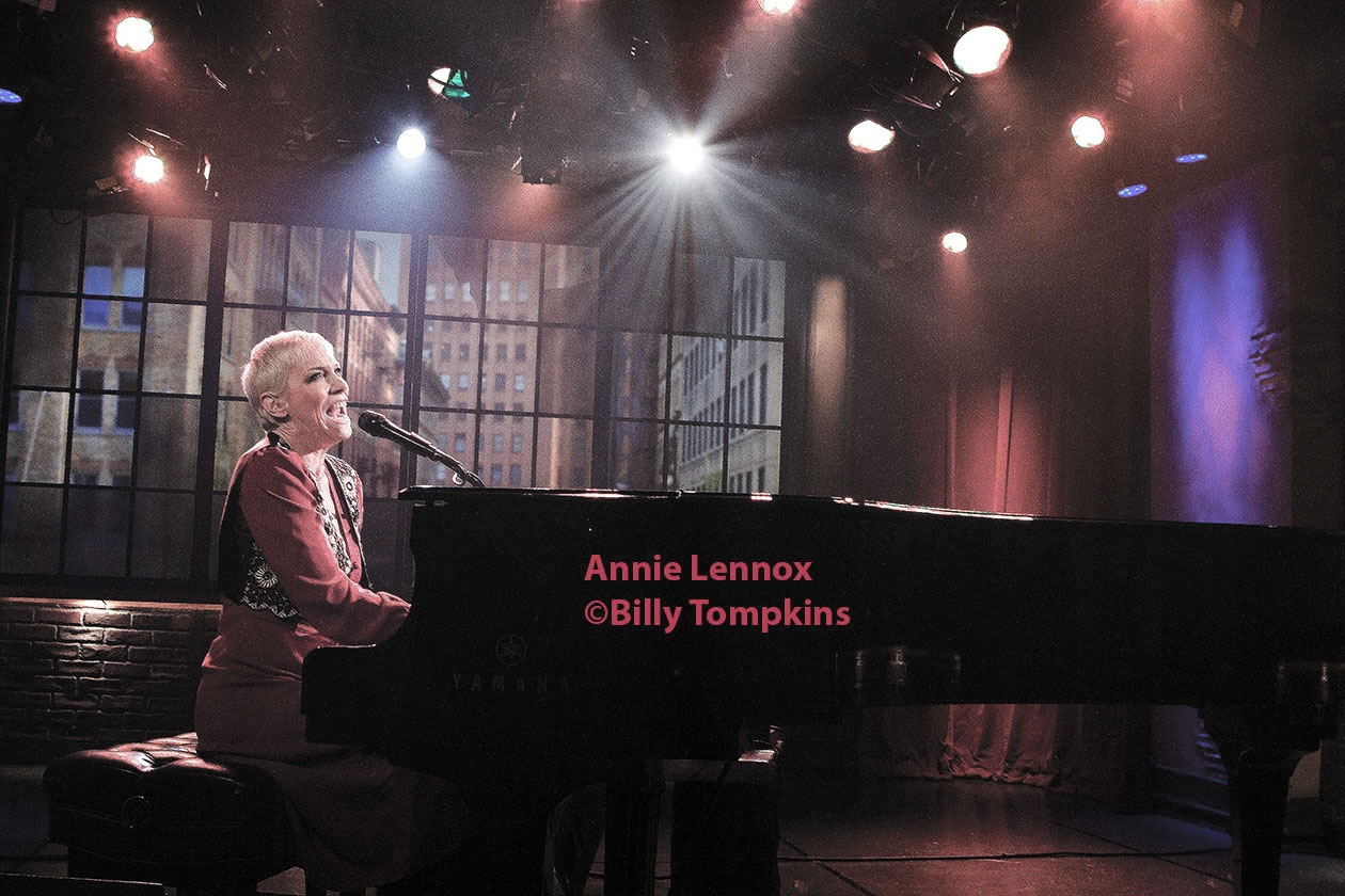  Annie Lennox on the set of A&amp;E's Private Sessions 