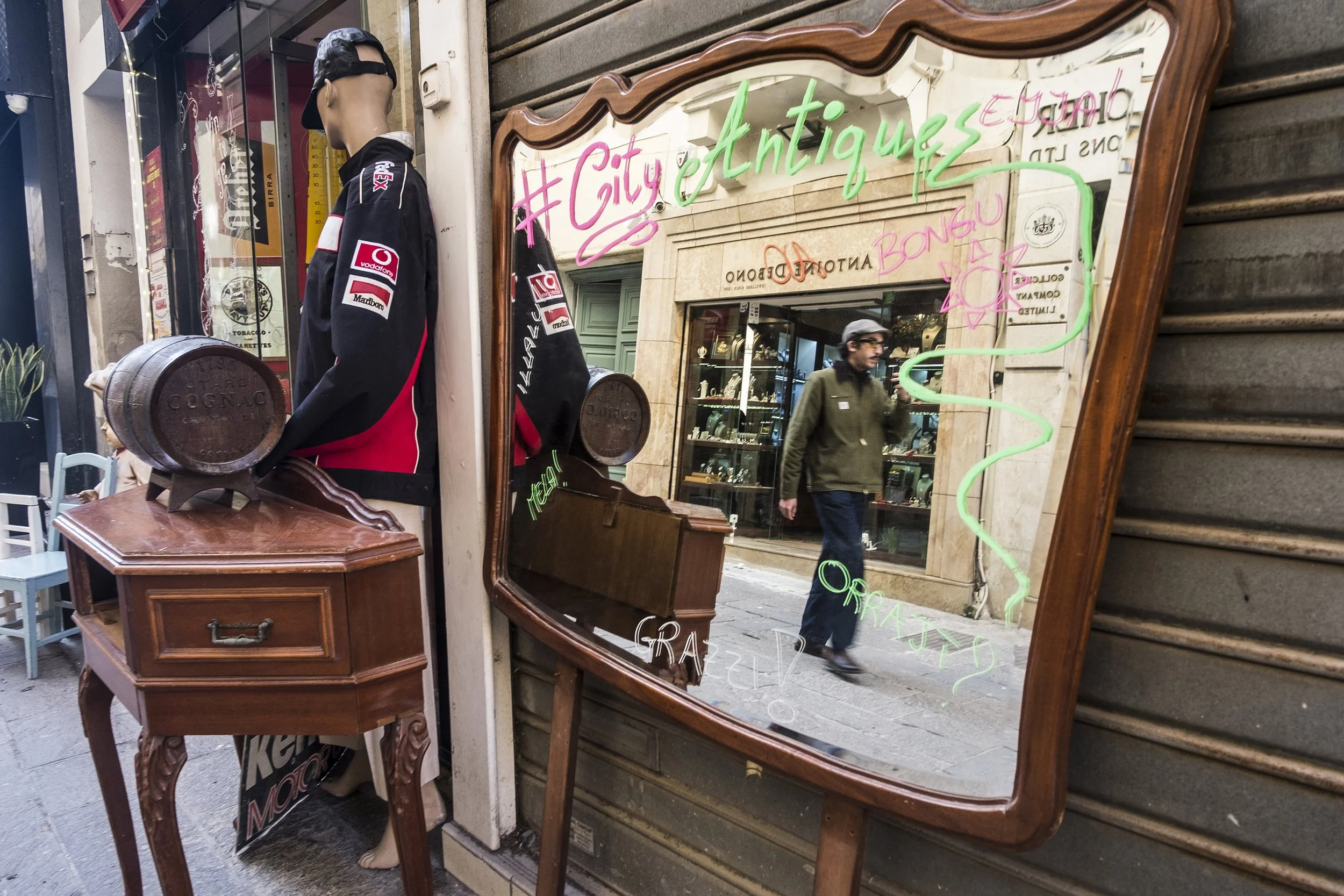 Man in the Mirror