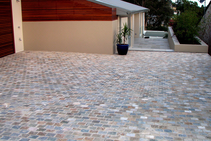 Cobble driveway.JPG