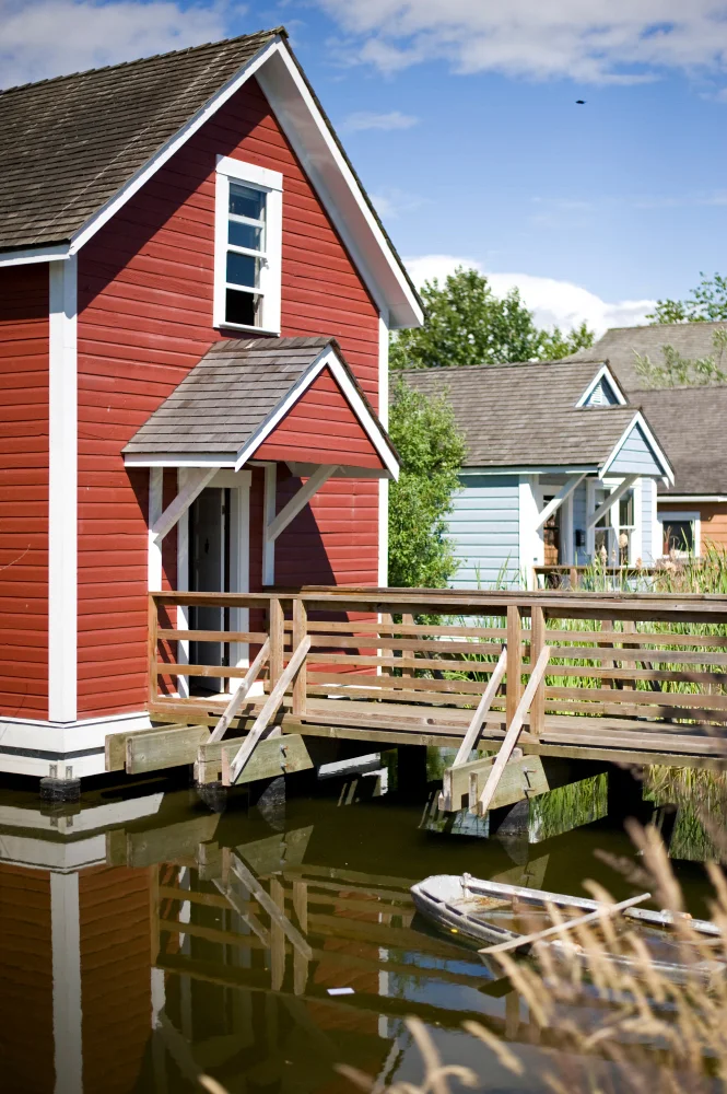 STREETS AND SURROUNDINGS (17).jpg