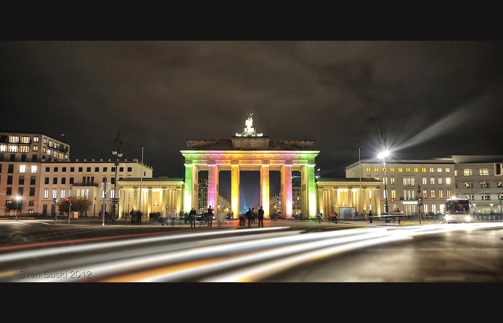 facebook_architechture_0001.jpg