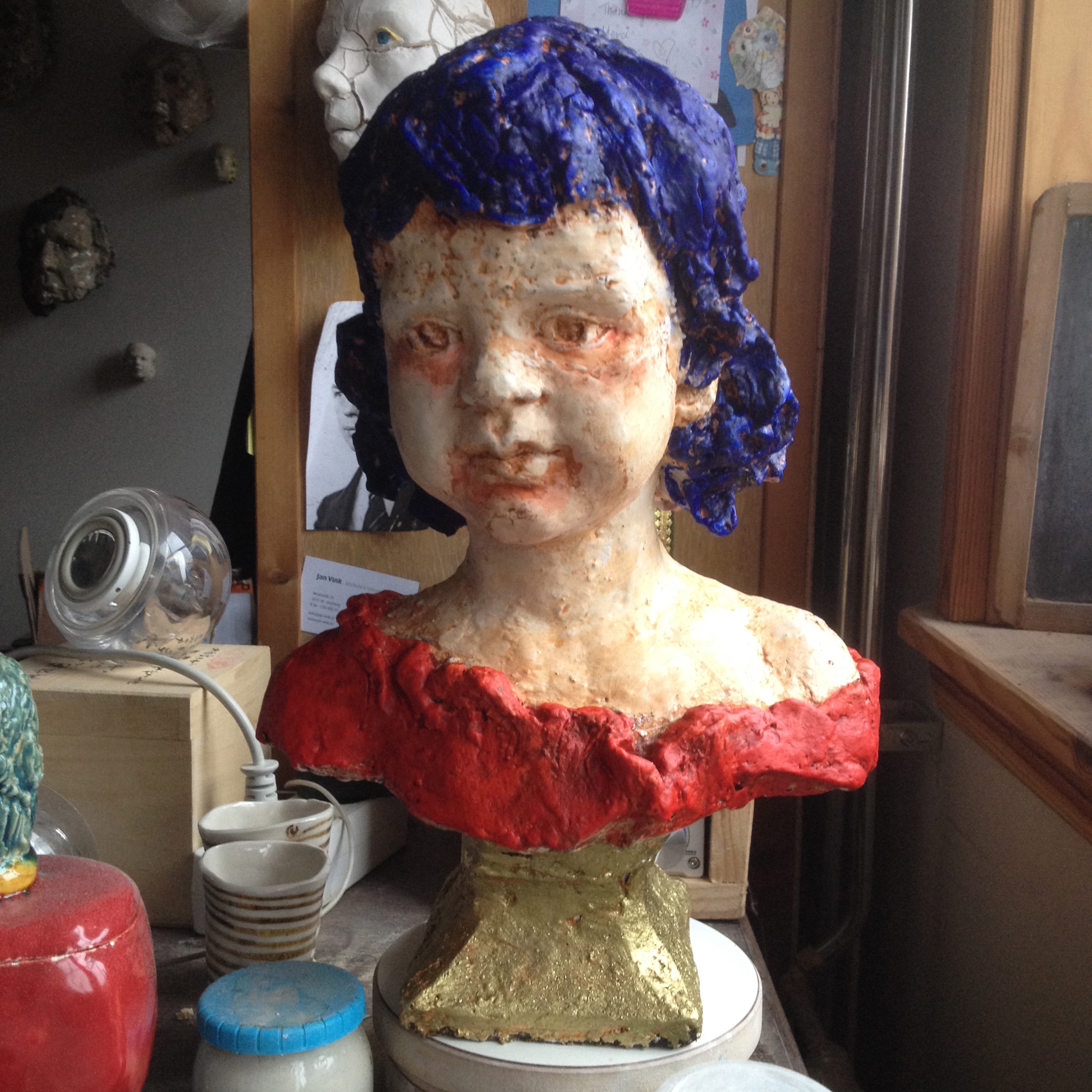 Copy becomes modern sculpture.