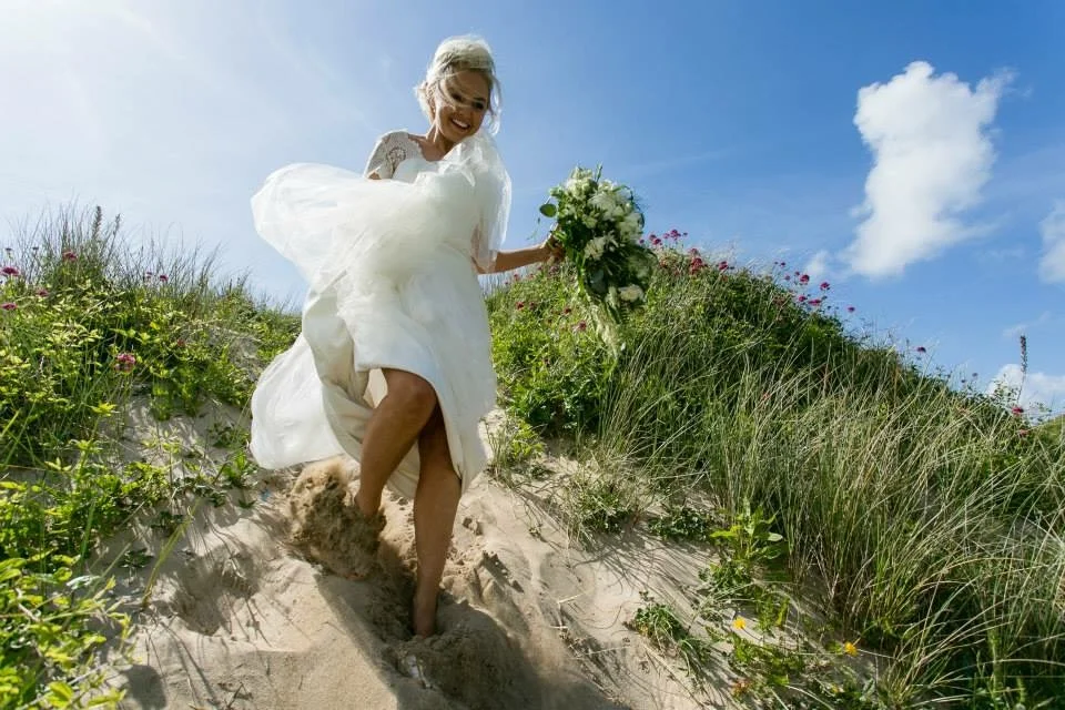 Saving the Day (wedding dresses, tailors and refugees) | Pause for Thought | BBC Radio 2 