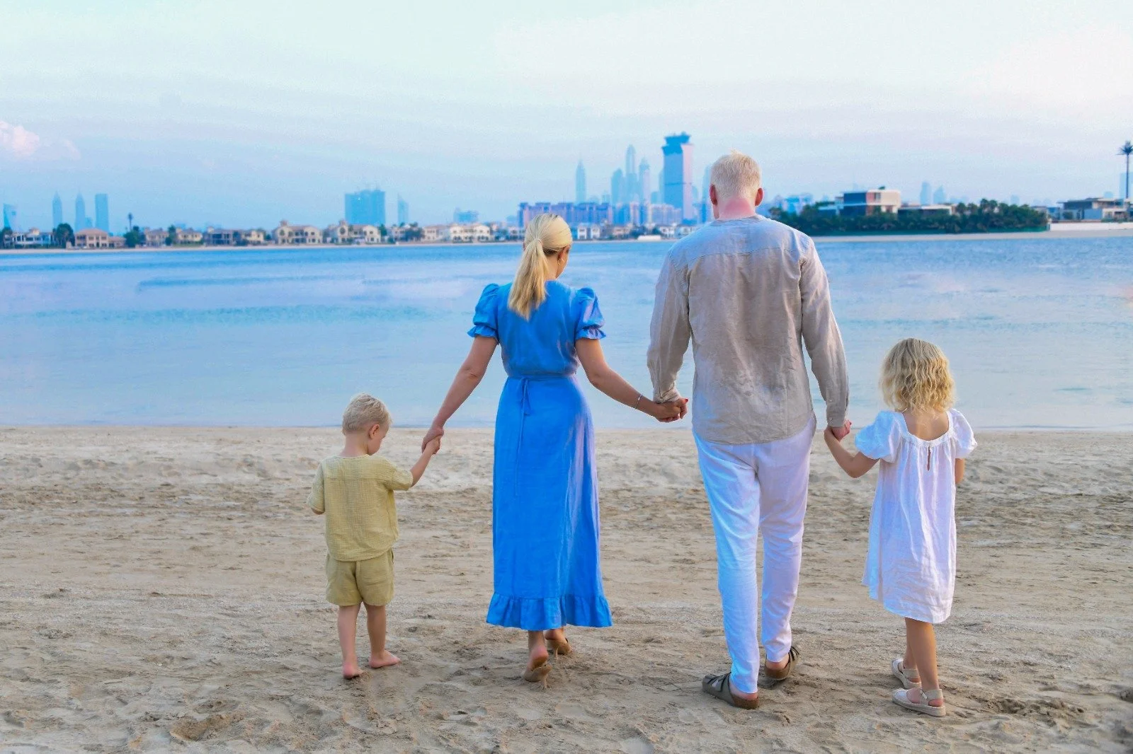 "EVERY CHAPTER IS BETTER THAN THE ONE BEFORE" 