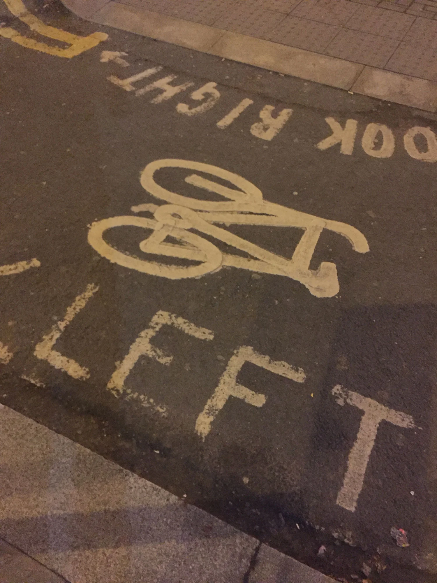 Waterloo-Rd,-London,-England,-United-Kingdom.jpg