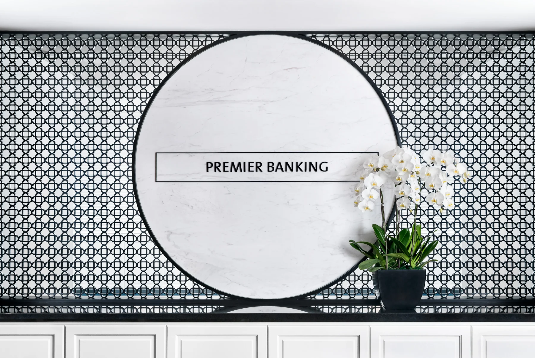 OCBC_Parkway Parade_Premier Banking_GradePixel_1.jpg