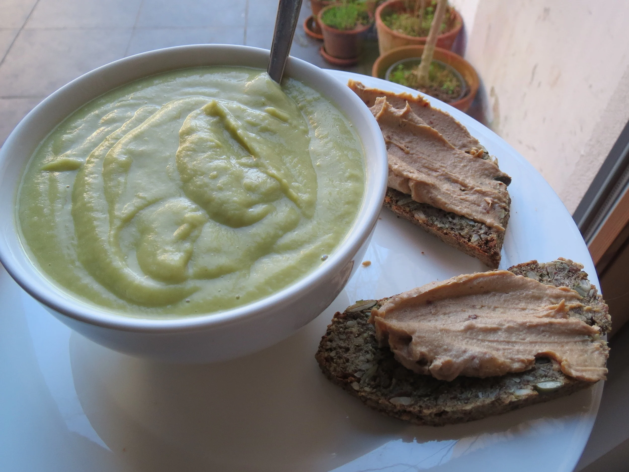 Leek, chard and split pea soup