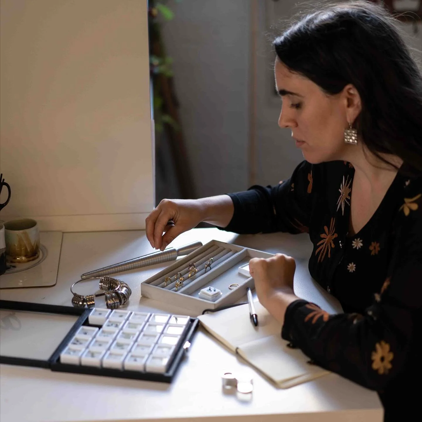 ✨ Made to Order, Commission &amp; Bespoke Order Update &ndash; PLEASE READ! ✨

Time is flying by and with the holiday season just around the corner, here are a few important deadlines so you can plan your orders in time: 

💍 Made to Order Pieces (no