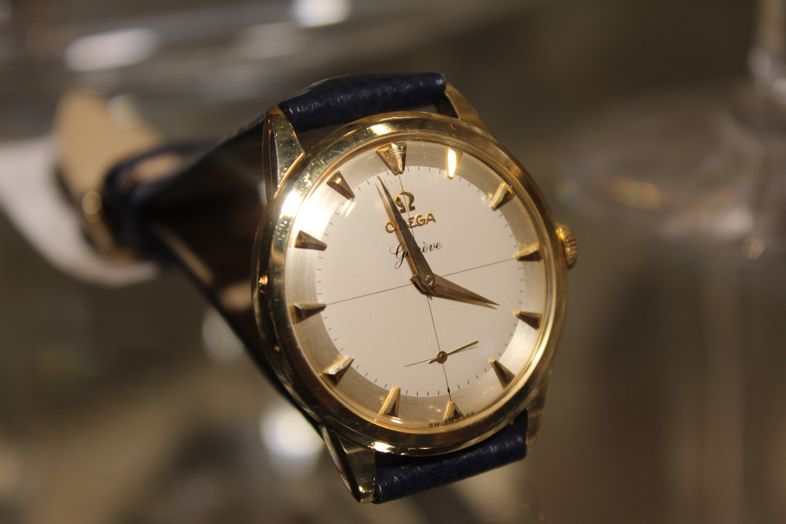  Omega Geneve 18K Guld  Mekanisk verk  1960 tals  9990:- 