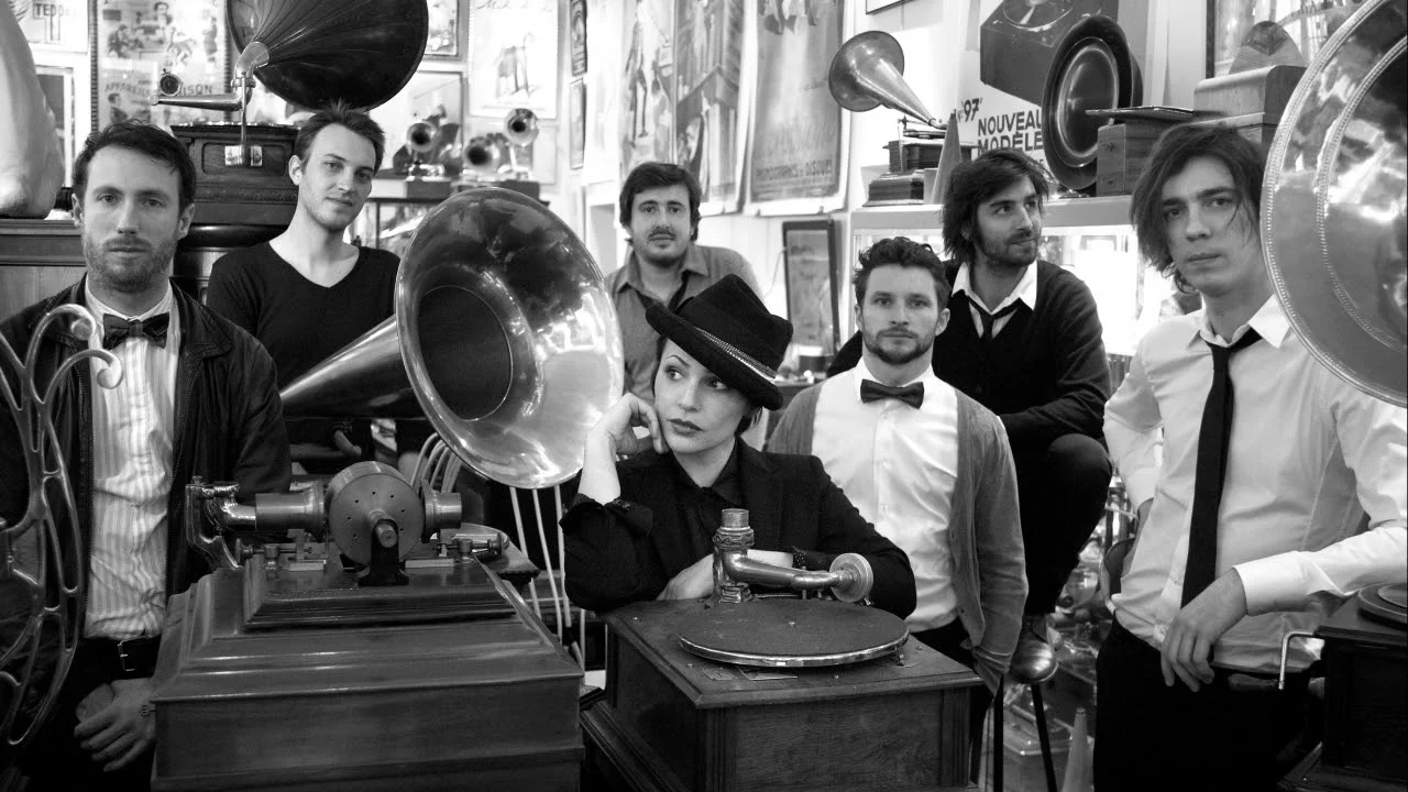 "Miracle" le nouveau single de Caravan Palace ! — Progress Booking
