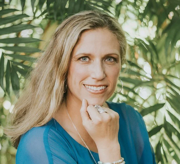 Rachel Romano Headshot.jpg