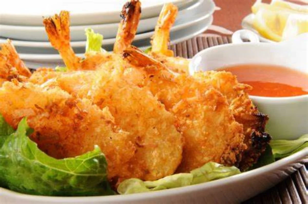 coconut shrimp with sweet chili sauce2.jpg