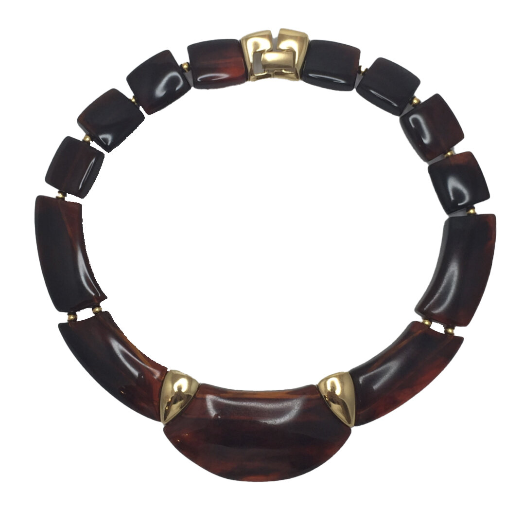 Napier faux tortoise lucite and gold tone metal short necklace