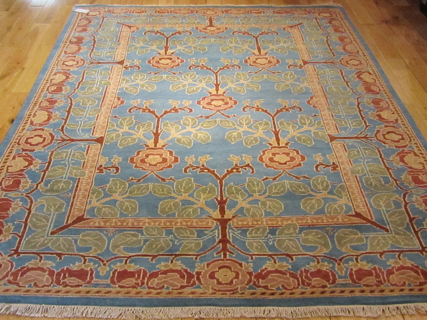 ARTS & CRAFTS RUGS